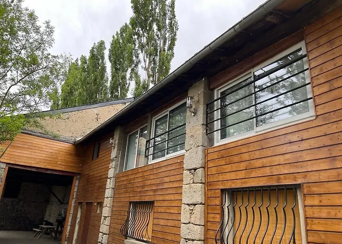 Corps De Ferme Renove Holiday home Latour-de-Carol